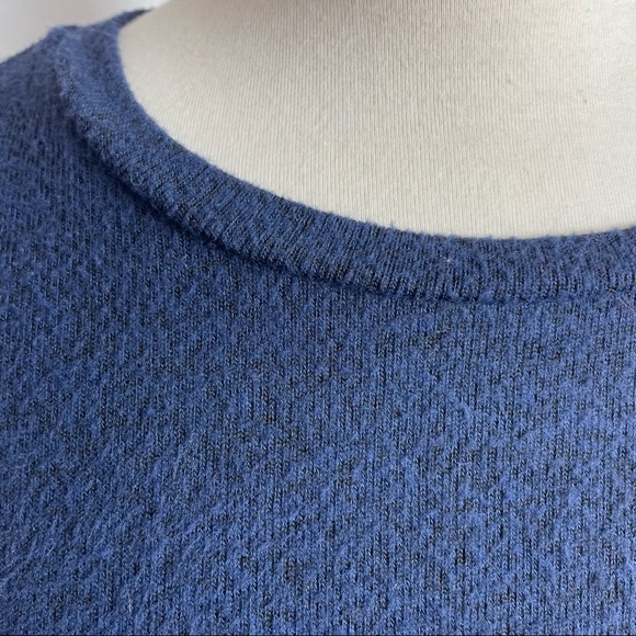 Gibson Navy Bell Sleeve Cozy Fleece Pullover - Picture 5 of 11